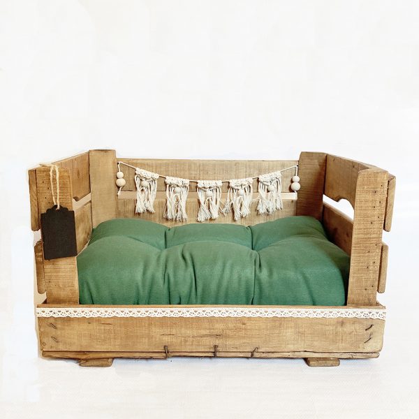 caja de madera especial para pequeñas mascotas.